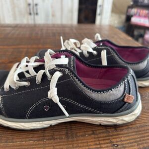 Dr. Scholl's Black and White Sneakers